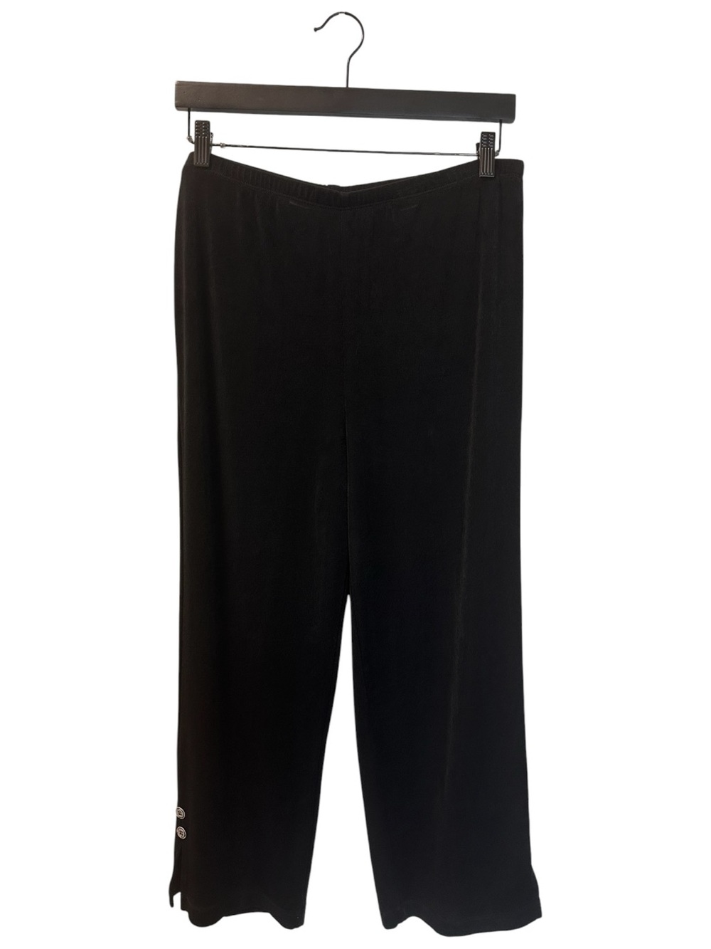 Chicos Travelers Slinky Cropped Pull On Button Hem Pants Black SZ 2